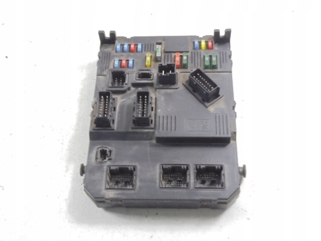 CITROEN C3 I BOÎTE FUSIBLES 1,1 9653667380 SIEMENS S118085200L FUSIBLE