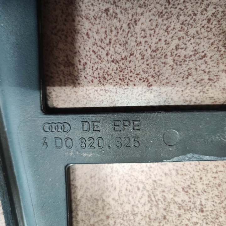 CHÂSSIS DÉCOR BOIS RADIO AUDI A8 D2 AVANT RESTYLAGE