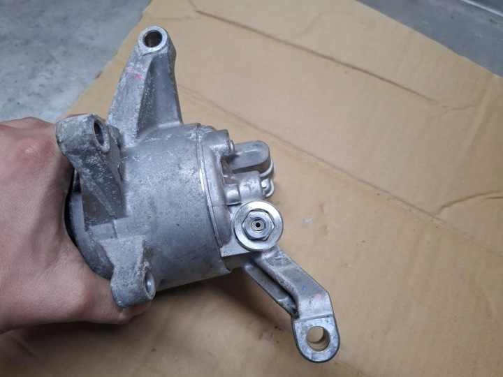 POMPE COMPRESSEUR DE CLIMATISATION SUBARU XV 2017R,IMPREZA(GT) 6PK VALEO 1234YL