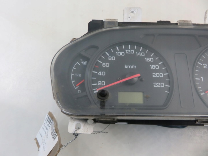 COMPTEUR MITSUBISHI SPACE RUNNER II 2.4 GDI MR489727