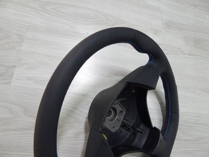 BMW E46 AVANT RESTYLAGE VOLANT NEUF CUIR SPORT 3-375-E46-1