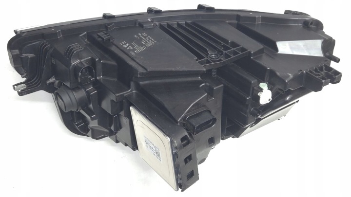 PHARE MATRIX DROITE AUDI A6 E-TRON 85E941040