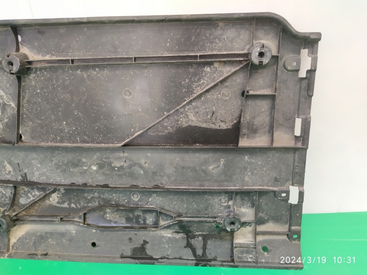 PLAQUE PROTECTION CHÂSSIS GAUCHE VW POLO 2G LIFT 2Q0825201