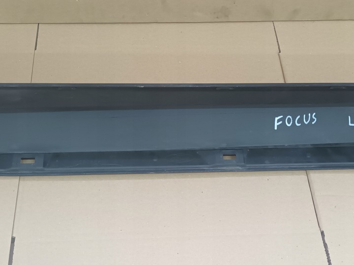 MOULURE SEUIL GAUCHE FORD FOCUS IV MK4 SEUIL GAUCHE