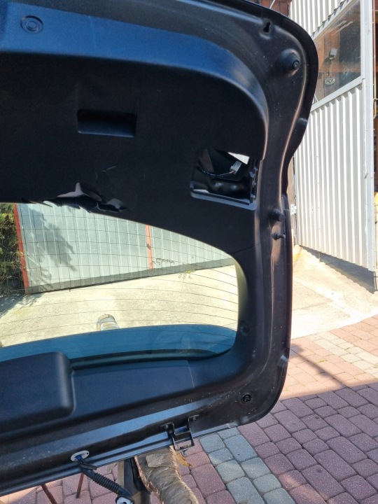 MAZDA 3 BL COUVERCLES DE COFFRE COUVERCLES DE COFFRE BERLINE COMPACTE 38R PEINTURE