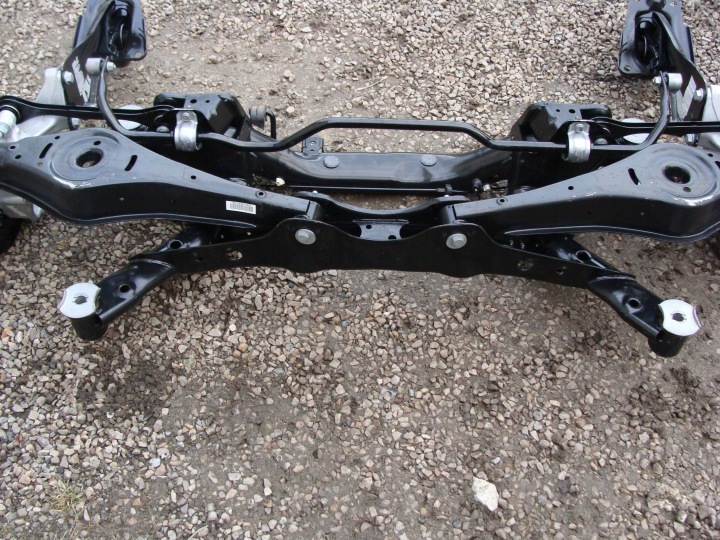 SUSPENSION ARRIÈRE COMPLET SKODA SUPERB II SKODA YETI 4X4 4WD 5N0505235AC