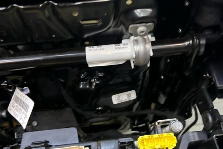SIÈGE AVANT GAUCHE MERCEDES-BENZ M (W166) A1668200925 DIESEL 2017