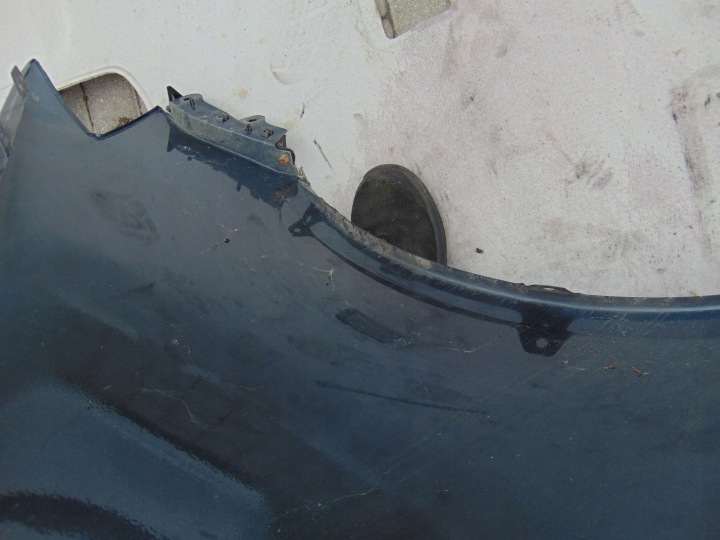 AILE GAUCHE AVANT AVANT MITSUBISHI COLT VI Z30 LIFT 56A EUROPE