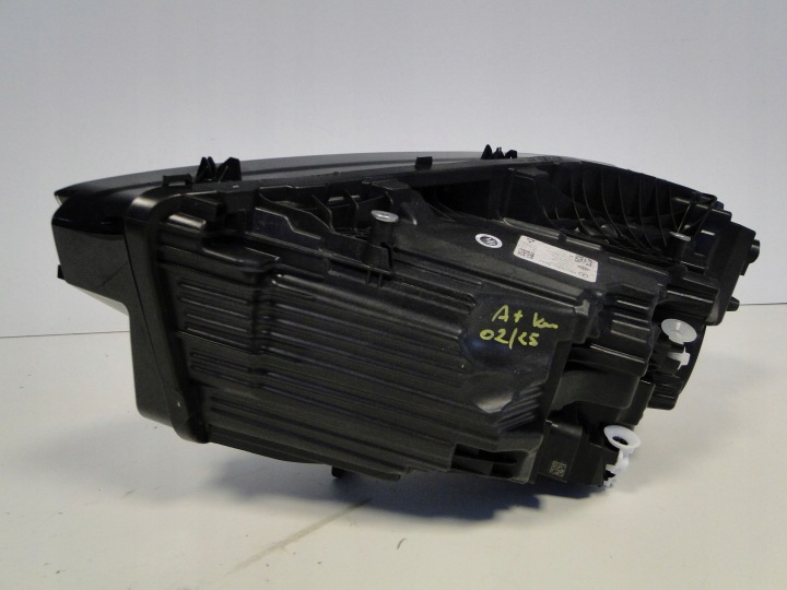 MERCEDES PHARE AVANT DROITE GLA 247 H247 A2479066407 LIFT LED