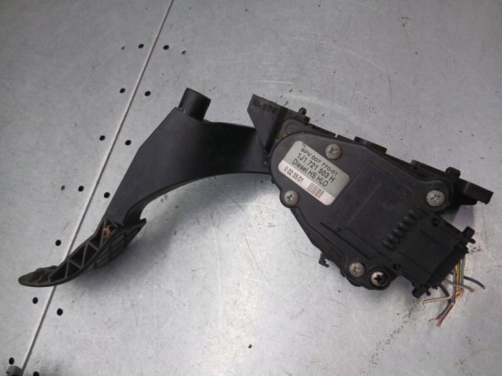 POTENTIOMÈTRE GAZ AUDI A3 8L LIFT 01R 1J1721503H