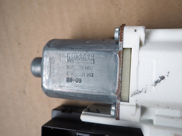 AUDI A3 8P PETIT MOTEUR VITRES GAUCHE ARRIÈRE ARRIÈRE 8P4959801E 0130822263