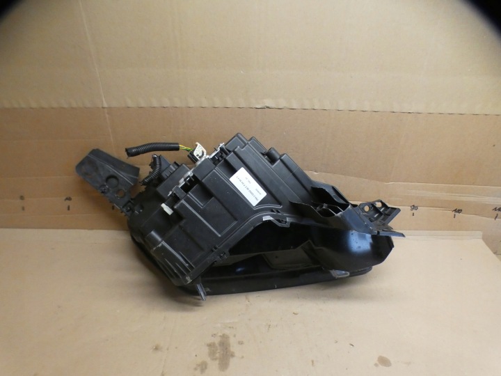 PROJECTEUR PEUGEOT 5008 3008 III DROIT GAUCHE 9861531580 9861531880