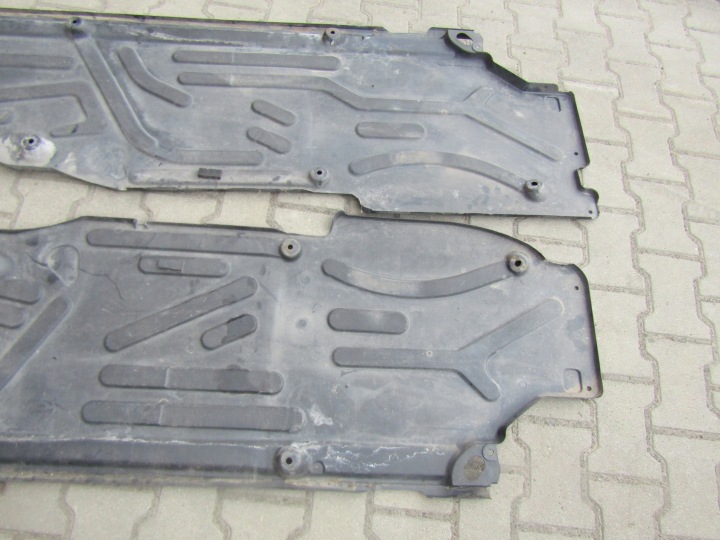 12 MERCEDES CLK W209 W203 GAUCHE I DROITE PROTECTION CHÂSSIS SEUIL PLANCHERS