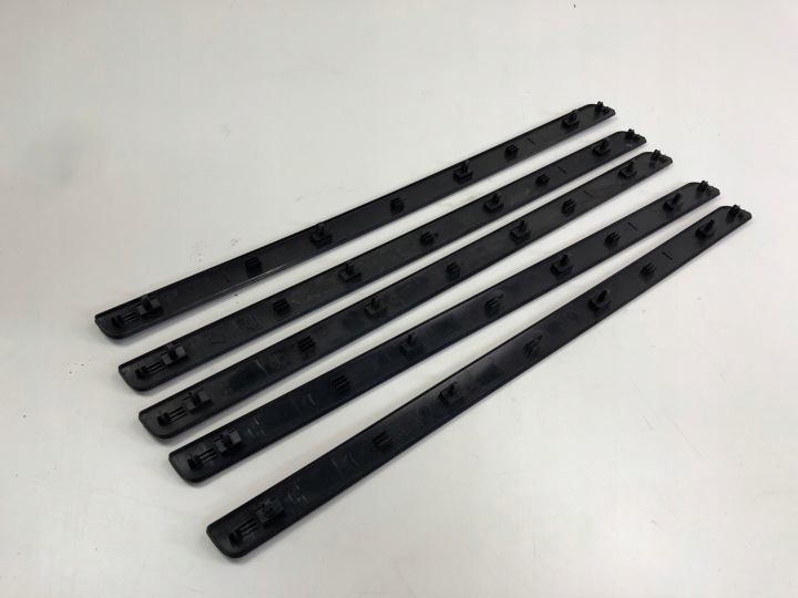 VW GOLF V MOULURE DÉCOR CONSOLES 1K1858529
