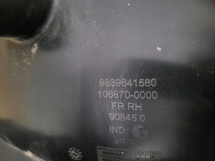 OPEL ASTRA GAUCHE 21R-- PASSAGE DE ROUE AVANT DROIT