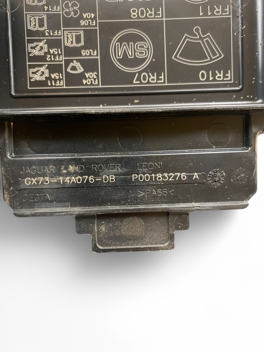 LAND ROVER RANGE ROVER VELAR BOÎTE FUSIBLES COMPLÈTE GX7314A076DB