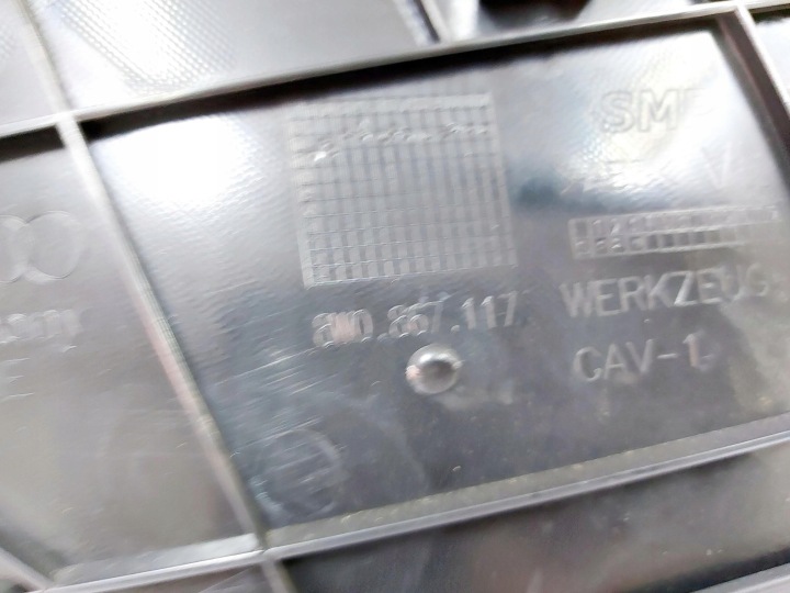 AUDI A4 B9 17R. COLLECTEUR PORTES GAUCHE AVANT 8W0867117
