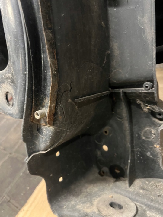 VW TOURAN I 1 03- 2,0 TDI 1T0805588N PANNEAU AVANT POUTRE RENFORCEMENT