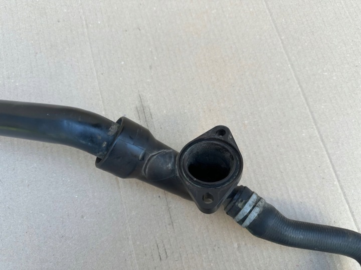 FORD S-MAX MK1 LIFT 2.0 TDCI EURO5 TUBES CONDUITES DE DÉRIVATION EAU 9646559580
