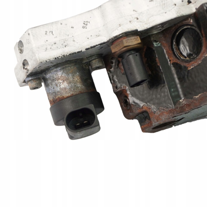 MERCEDES C W203 OM646 POMPE INJECTION A6460700001