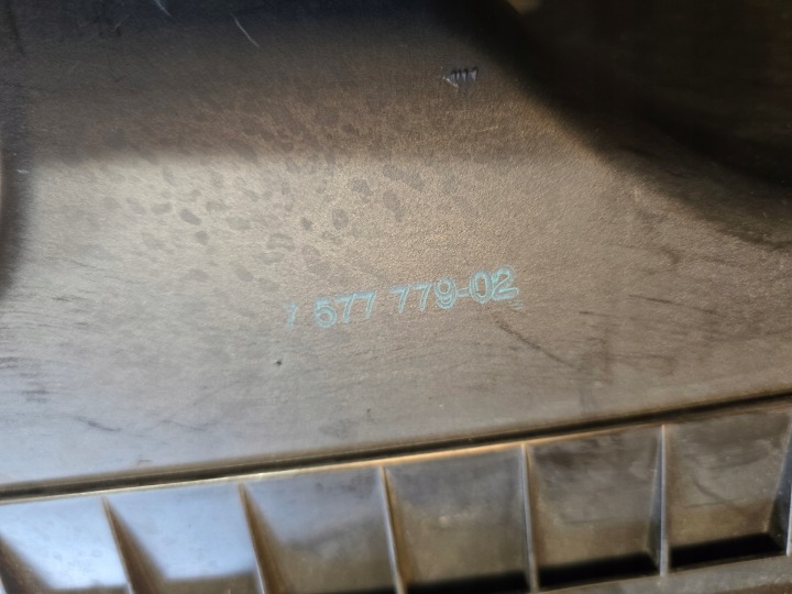 BMW 5 E60 E61 523I N53B25A CHÂSSIS FILTRE AIR 7577779