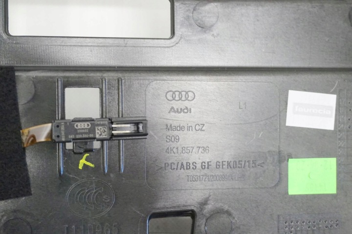 MOULURE CONSOLES AUDI A6 C8 4K 4K1857736 AMBIENTE