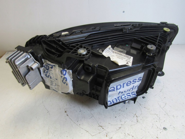 MERCEDES GLC W254 254 PHARE GAUCHE AVANT COMPLET LED DIGITAL LIGHT A2549062302