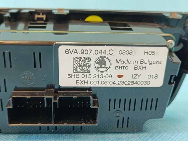 SKODA FABIA 4 MONTE CARLO 2023 R PANNEAU CLIMATISATION 6VA907044C 6VA819075A