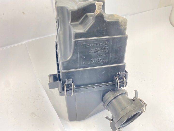 CHÂSSIS FILTRE AIR MERCEDES W124 E220 220E 220CE 220TE 1110940102