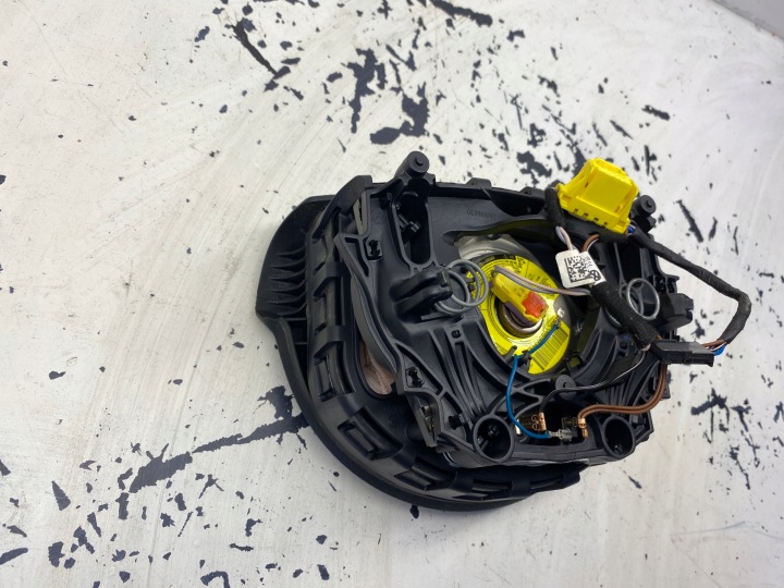 VW T5 COUSSIN AIRBAG CONDUCTEUR 7H0880201S