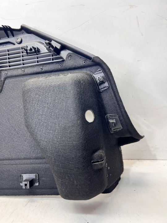 COLLECTEUR COUVERCLES DE COFFRE GAUCHE AUDI A3 8Y 8Y4863879
