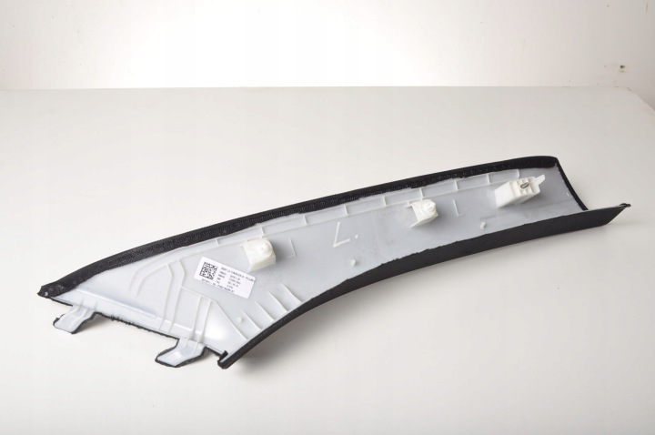 BMW G08 PROTECTION MONTANTS GAUCHE AVANT 21R
