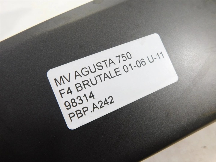 COUVERCLE CÔTÉ LATÉRALE DROITE MV AGUSTA 750 F4 BRUTALE 01-06 U-11 98314