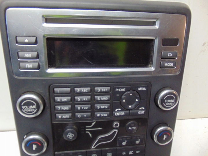 PANNEAU CENTRAL RADIO CLIMATISATION 8635818 39859179 30782905 VOLVO V70 III