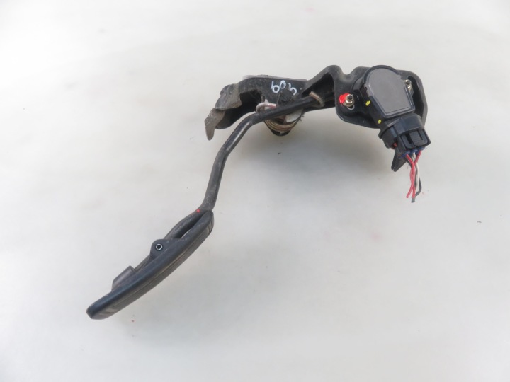 POTENTIOMÈTRE GAZ TOYOTA COROLLA VERSO 2.0 D 8928147010 1983003010