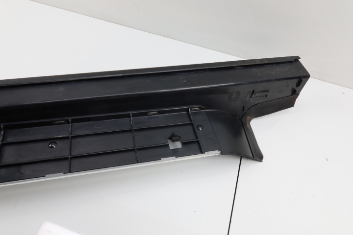 MERCEDES R230 SL MOULURE SEUIL DROITE REVÊTEMENT SEUIL 2306801835