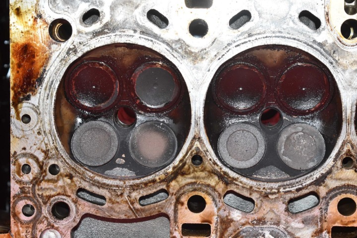 CULASSE MOTEUR 75054229 BMW E90 E91 2.0I 129 KM 04-10