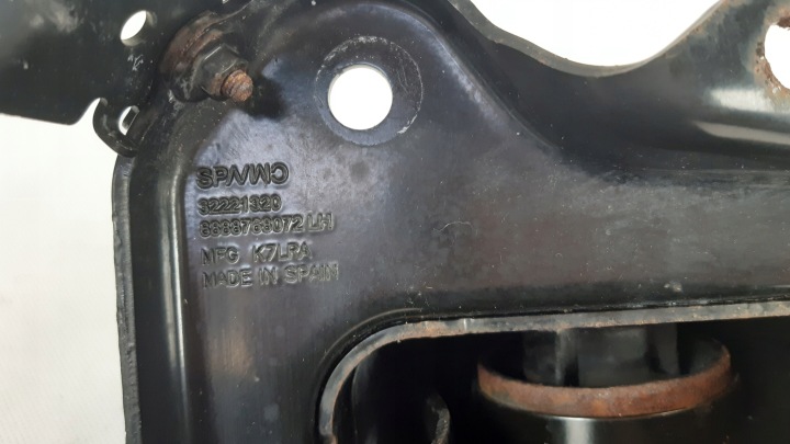 VOLVO XC40 BRAS DE SUSPENSION GAUCHE ARRIÈRE 32221320