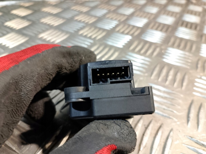 SOUPAPE PETIT MOTEUR RÉCHAUFFEURS MAN TGX 18.480 A7584004