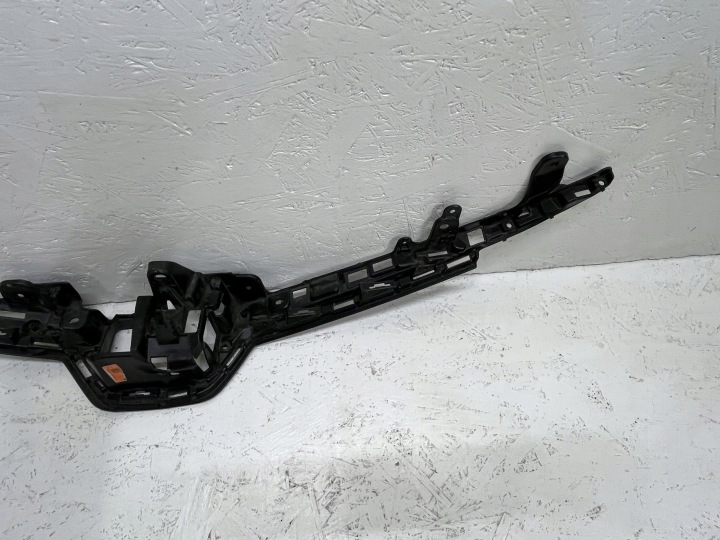 TOYOTA COROLLA E21 BERLINE 2019 CHÂSSIS CALANDRE 53111-02C90 ORIGINAL