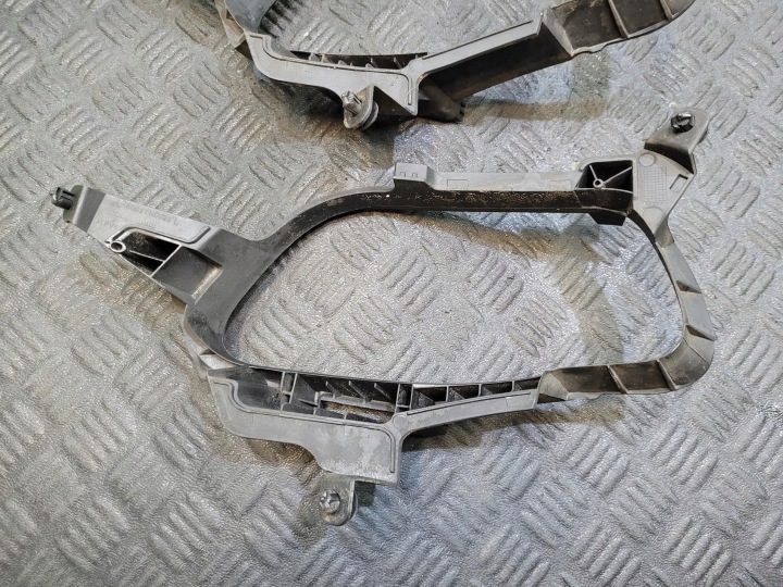 PROTECTION PHARES GLISSIÈRE PHARES AVANT GAUCHE 6002TN0023 JEEP CHEROKEE V KL