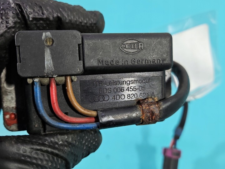 RÉSISTANCE RÉSISTANCE AUDI A8 D2 4D0820521A 3PIN