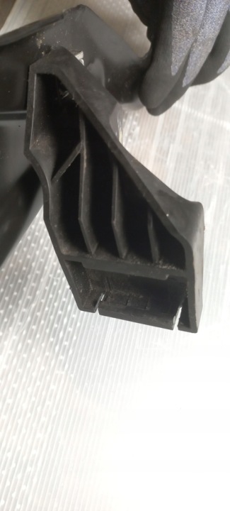 OCULAIRE RENFORCEMENT POROD PHARES GAUCHE MERCEDES W204