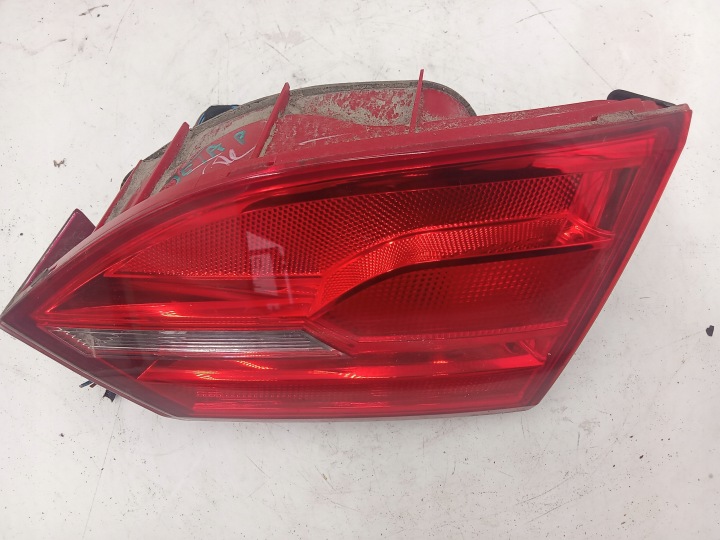 VOLKSWAGEN OE 5C6945260