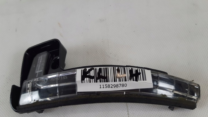 JEEP CHEROKEE KL CLIGNOTANT RÉTROVISEURS GAUCHE A047145