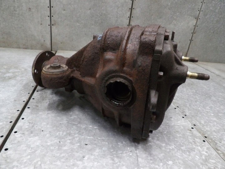NISSAN PATHFINDER R 51 2.5 DCI PONT ARRIÈRE 3.692 48_13