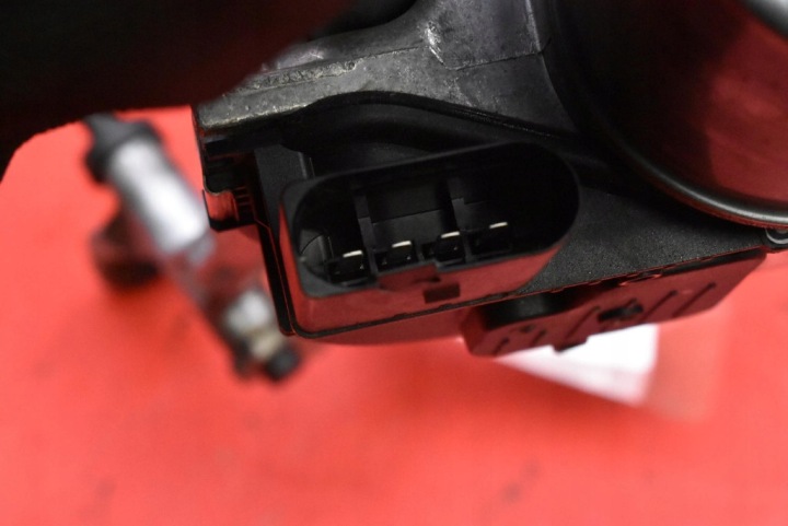 MÉCANISME PETIT MOTEUR ESSUIE-GLACES AVANT EUROPE 9824762480 PEUGEOT 5008 2 II 20-21