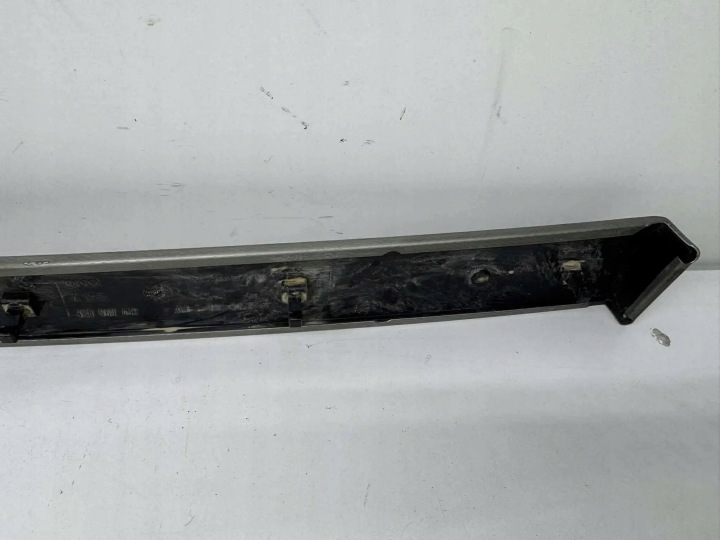 MOULURE ARRIÈRE GAUCHES PORTES AUDI A4 (8E2, B6) 8E0867419 2.0L GASOLINE 110KW