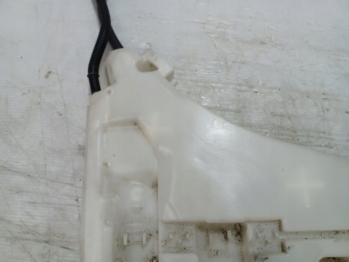 BMW 5 F10 F11 RÉSERVOIR RÉSERVOIR LIQUIDE LAVE-GLACES POMPE 8050439