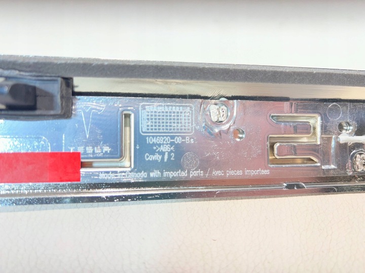 MOULURE CACHE CHROME KLAPYT ARRIÈRE TESLA MODÈLE X 1035369-00-D